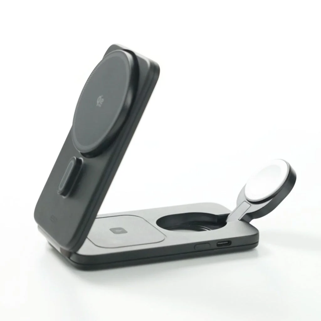 折りたたみ状態のワイヤレス充電器