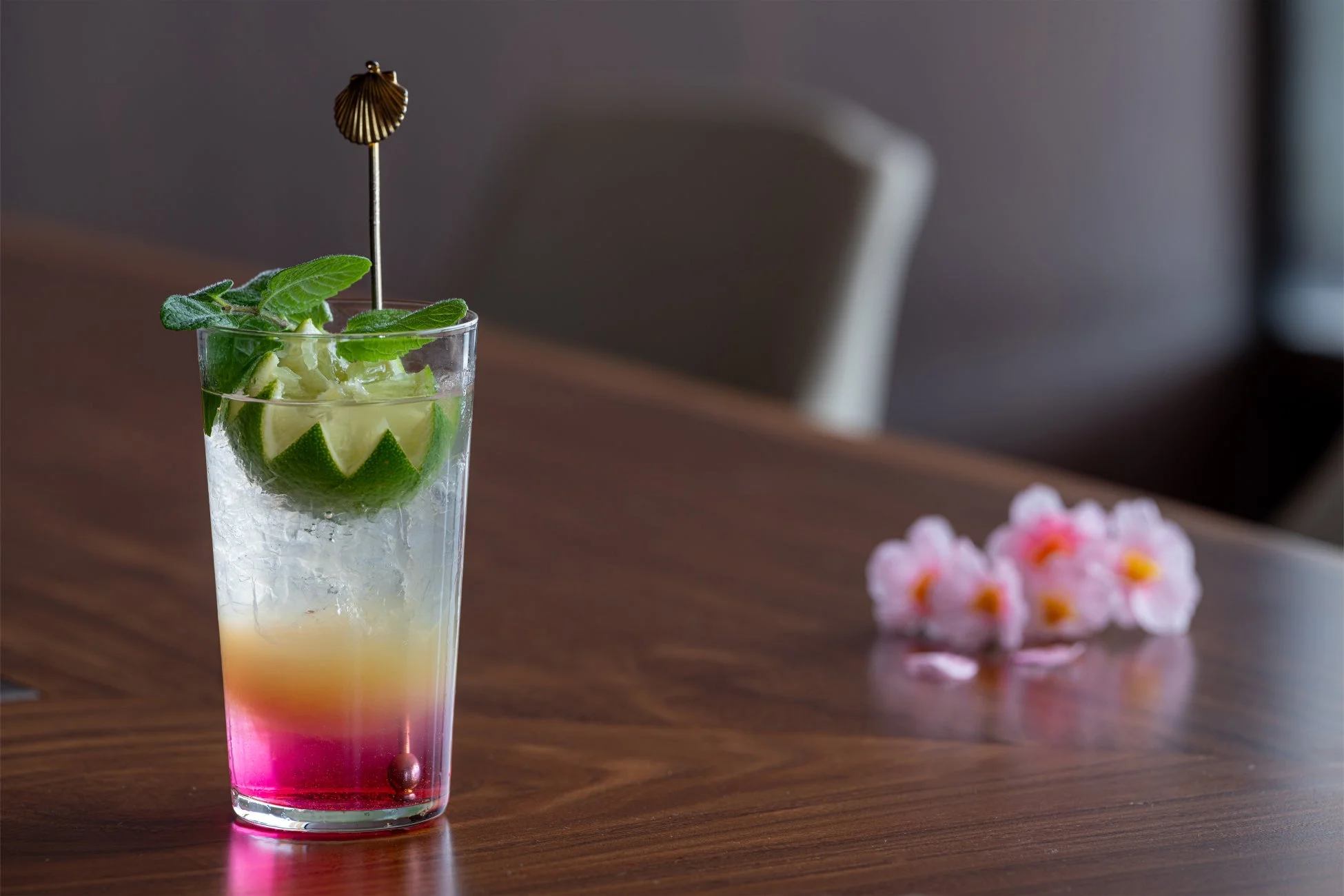 ライムとミントのカクテル