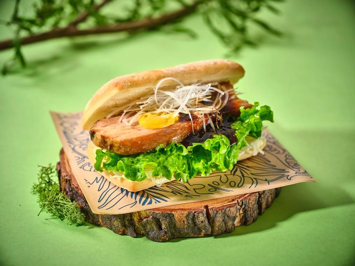 トロ～り紅豚角煮サンド～泡盛仕込み～