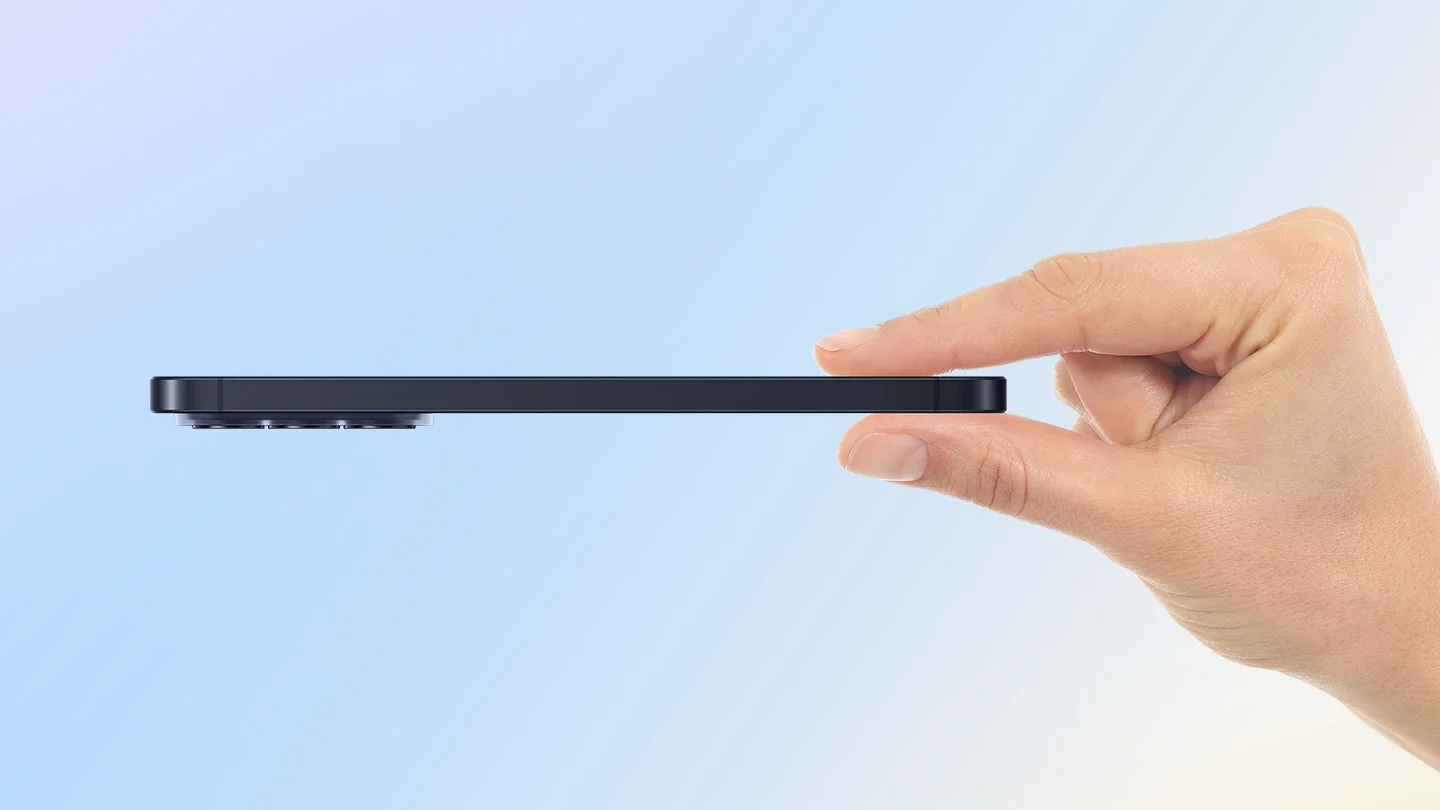 薄型スマートフォンの側面