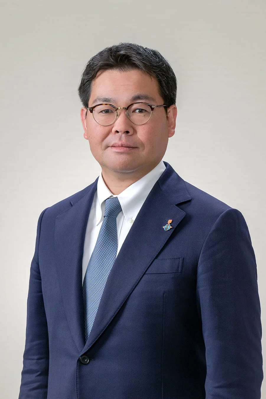白坂 一氏