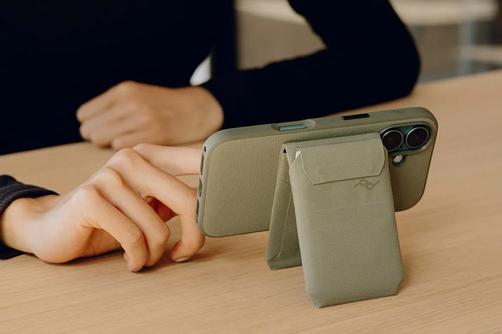 デスクでのスマホ活用