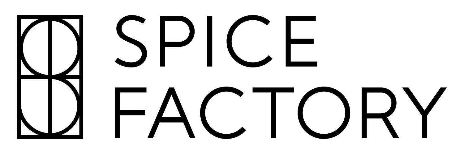 「SPICE FACTORY」と書かれたロゴマーク