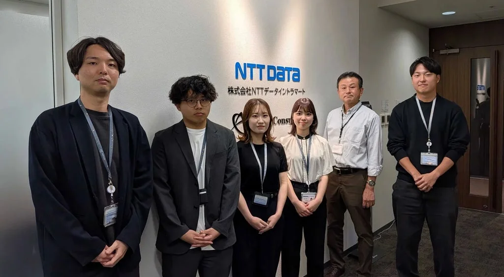 NTTデータ イントラマート様の集合写真