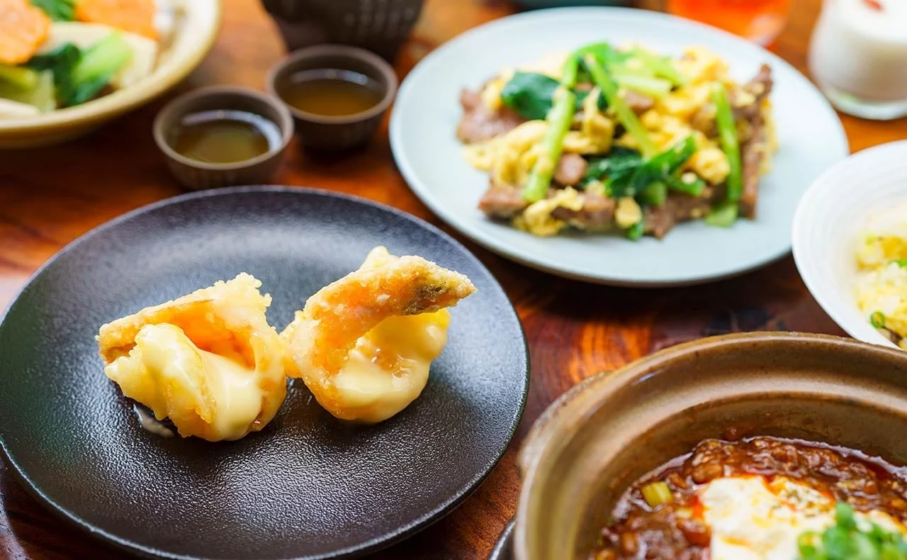 中華料理の食卓