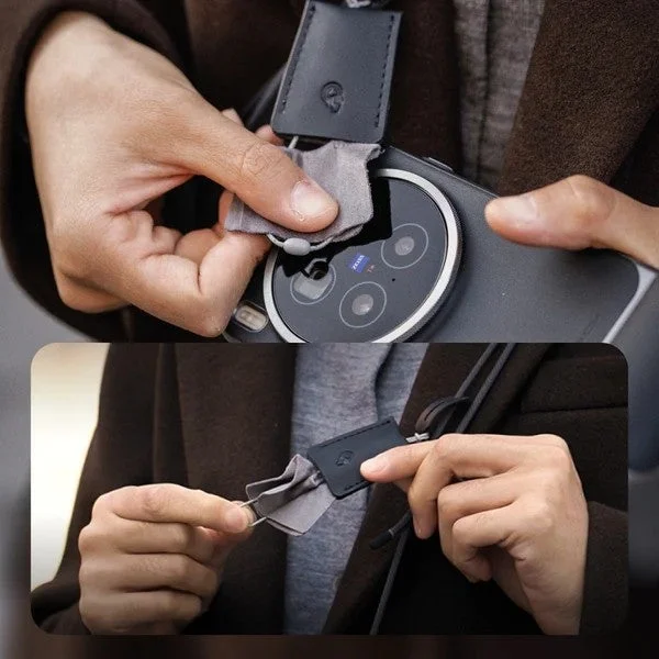 ショルダーストラップに内蔵されたレンズクリーニングクロス