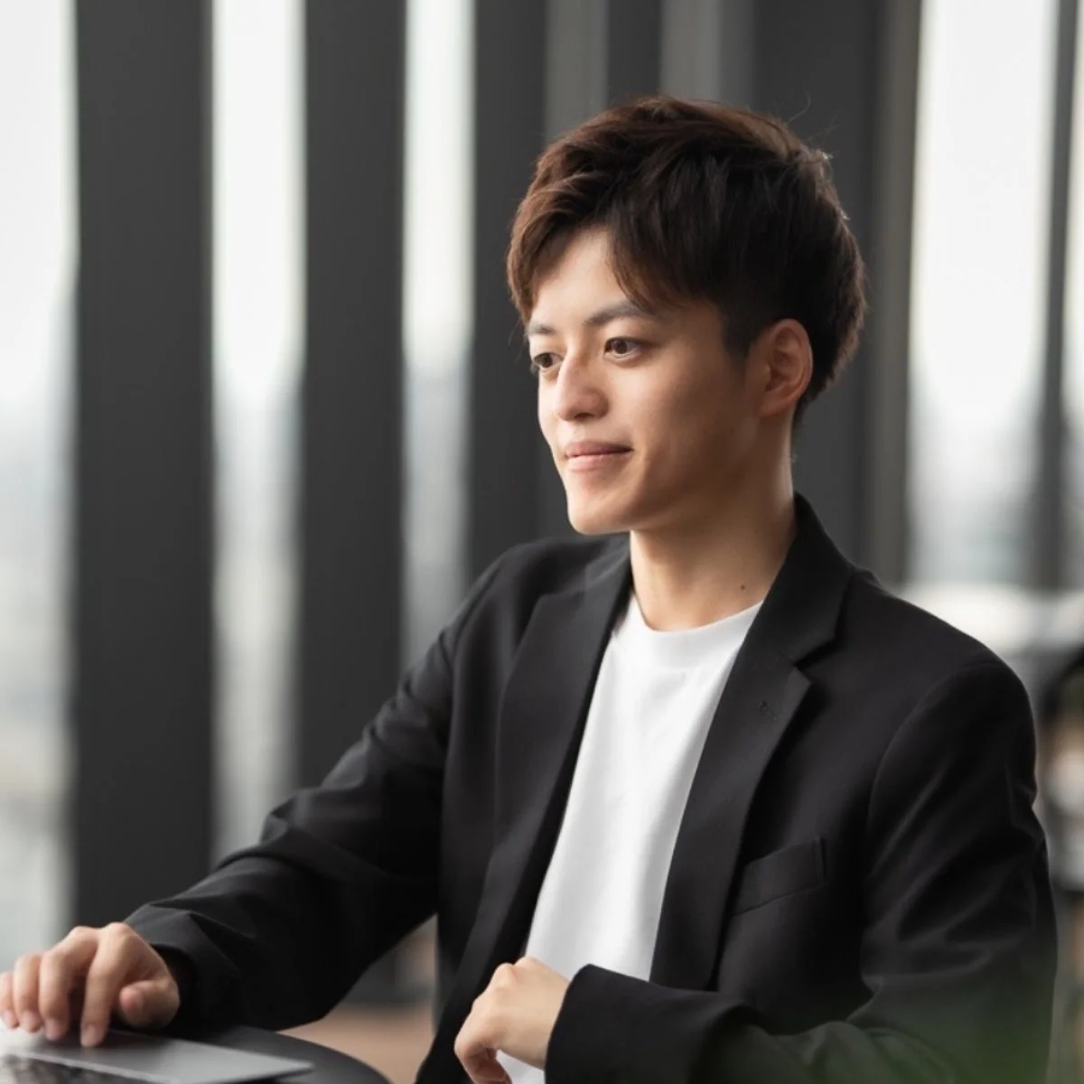 代表者らしき人物のポートレート