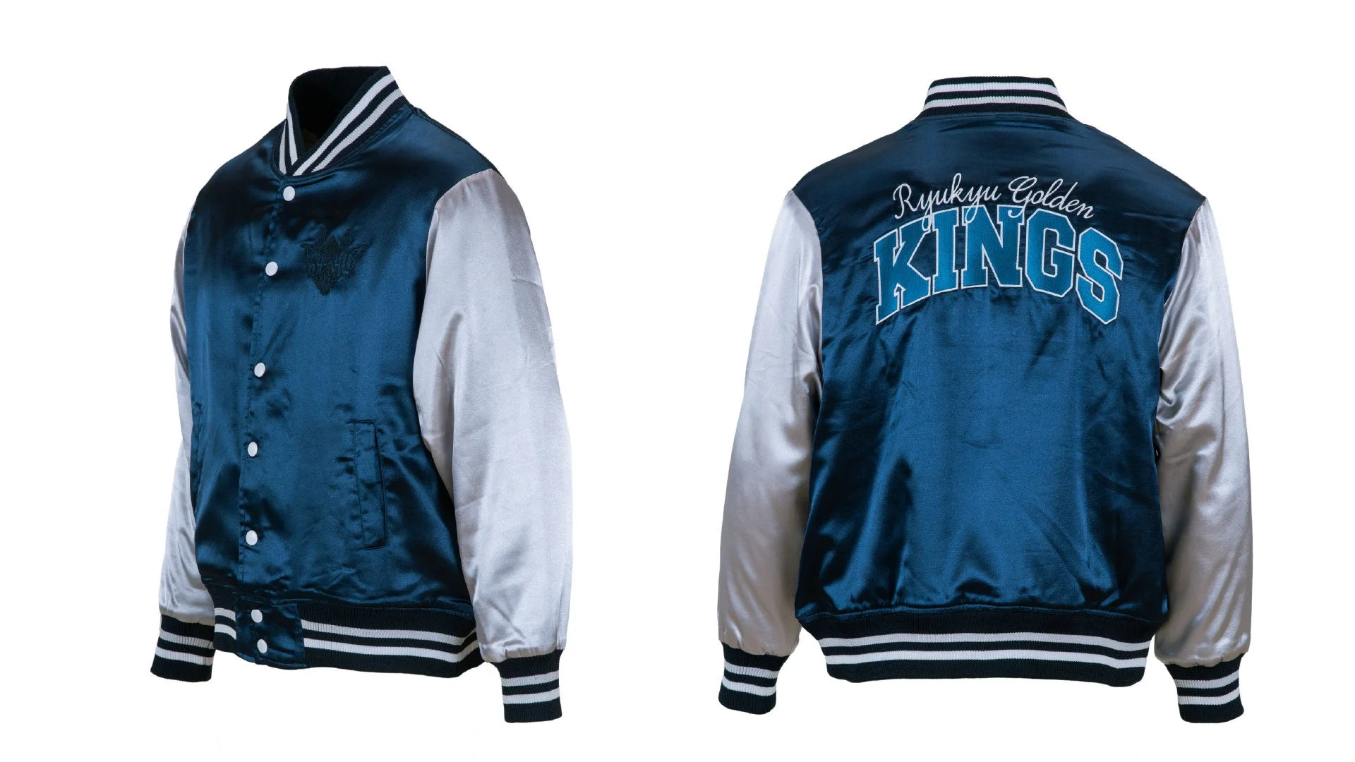 スタジャン背面ロゴ