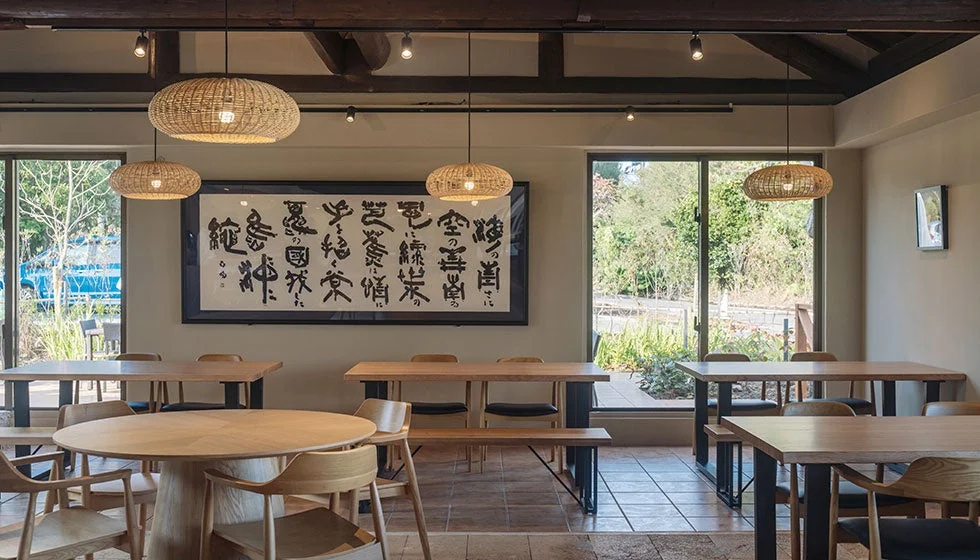 座喜味茶房の店内