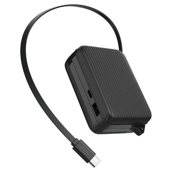 黒色のポータブル充電器