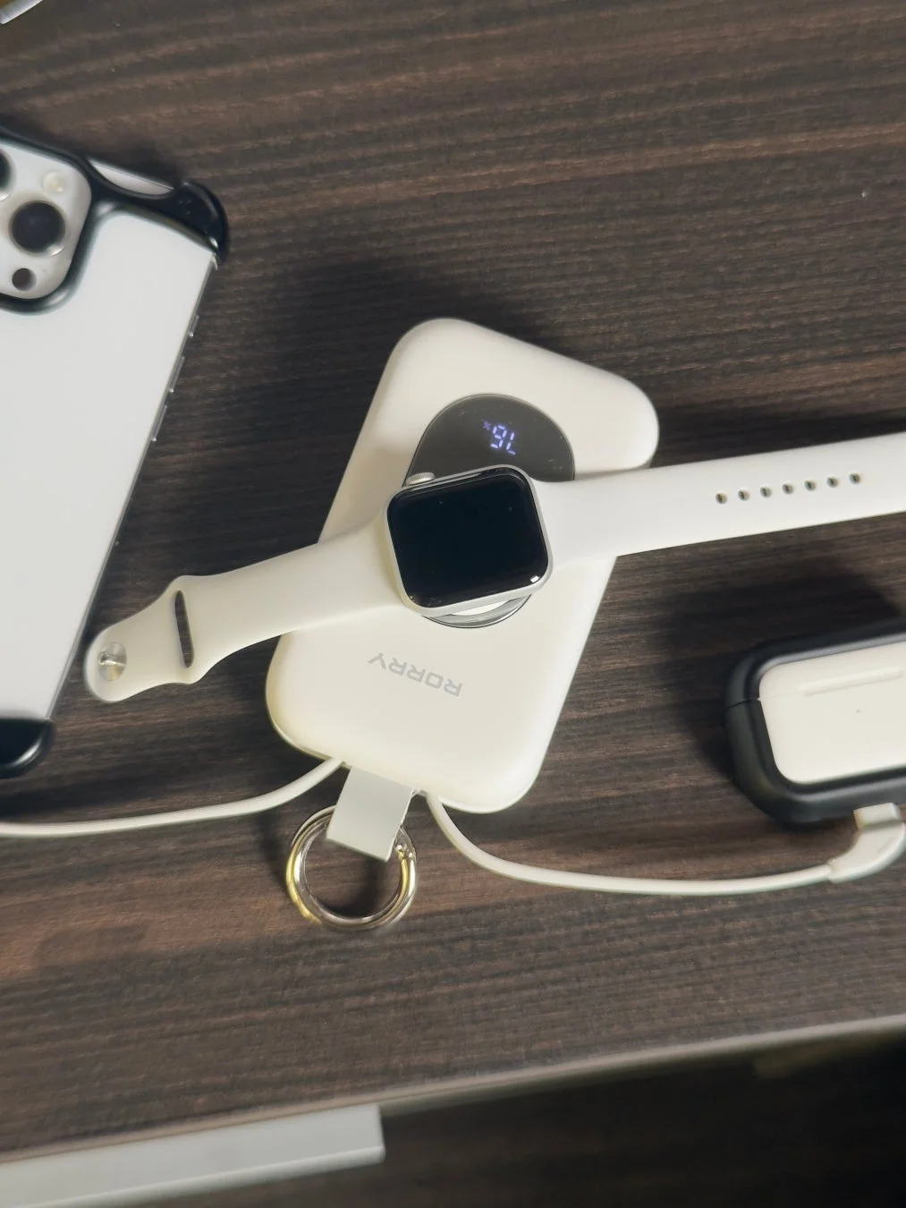 Apple Watchと充電器