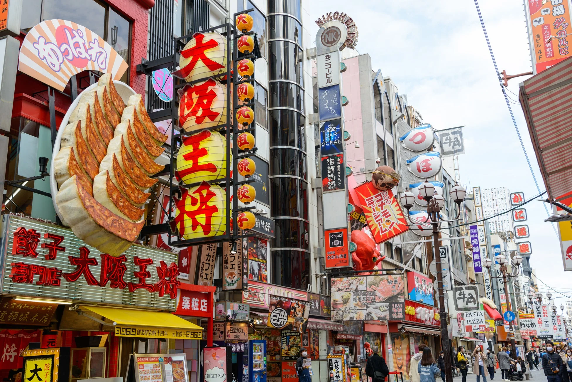 道頓堀の賑わい