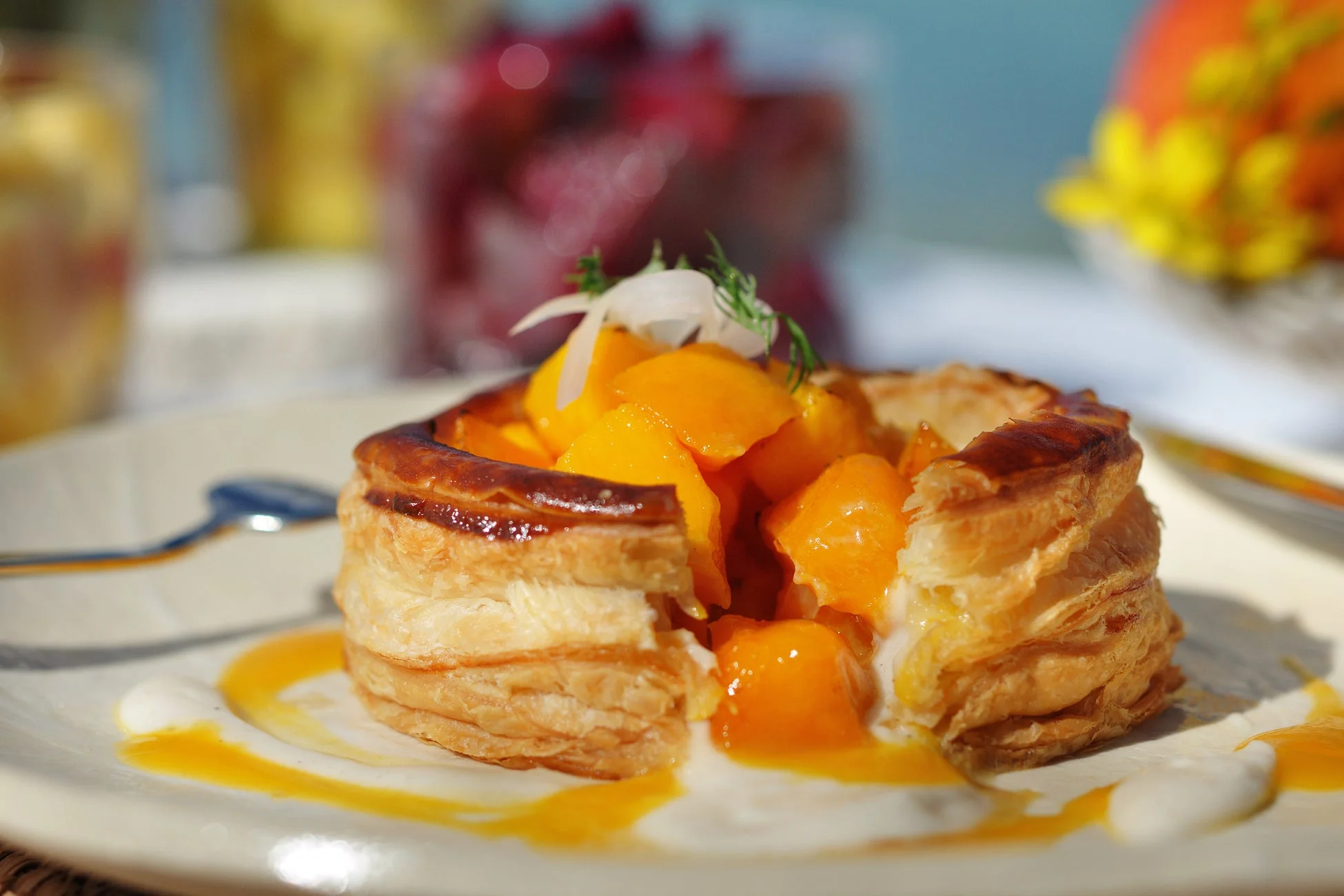 マンゴーがたっぷりのヴォロヴァン