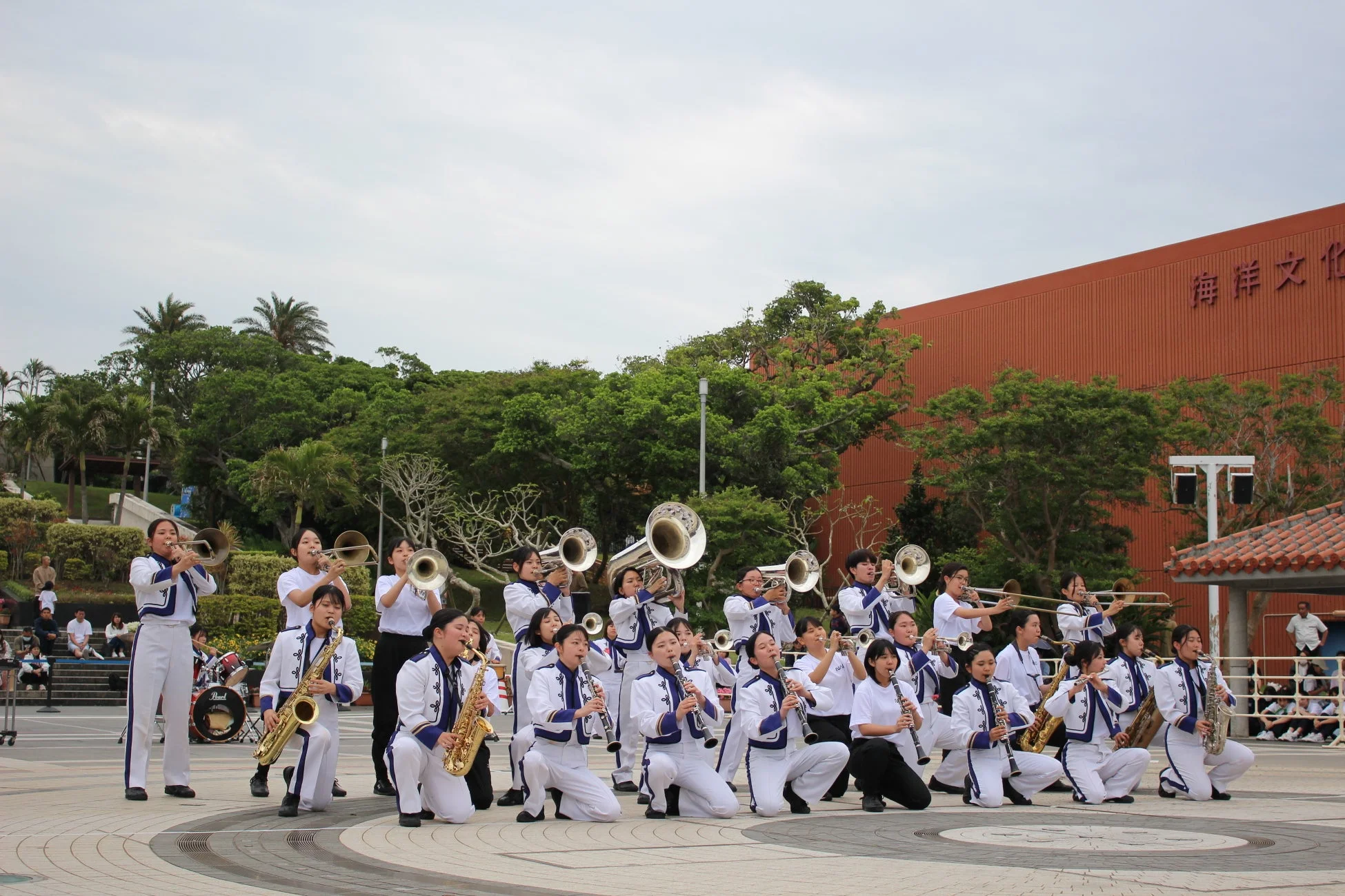 マーチングバンド