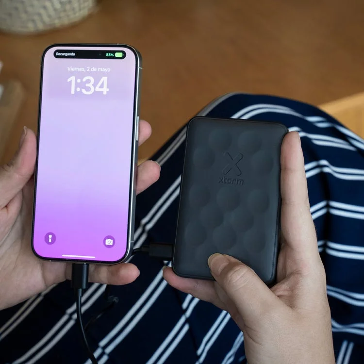 iPhone充電中の様子
