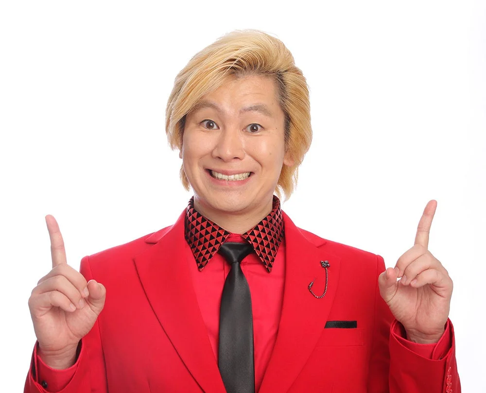 カズレーザープロフィール写真