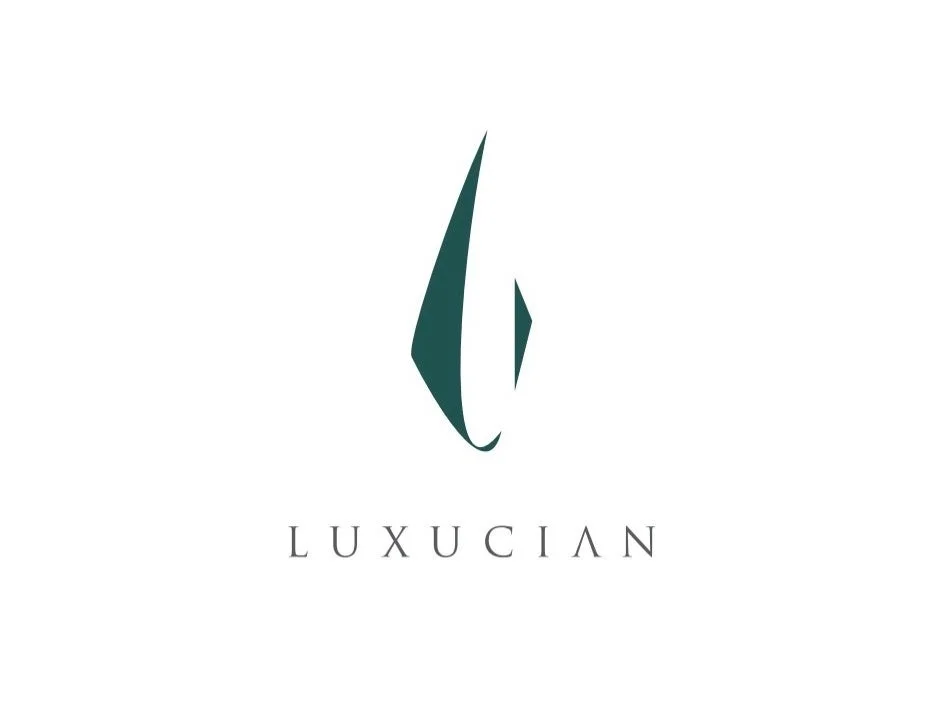 LUXUCIANロゴ