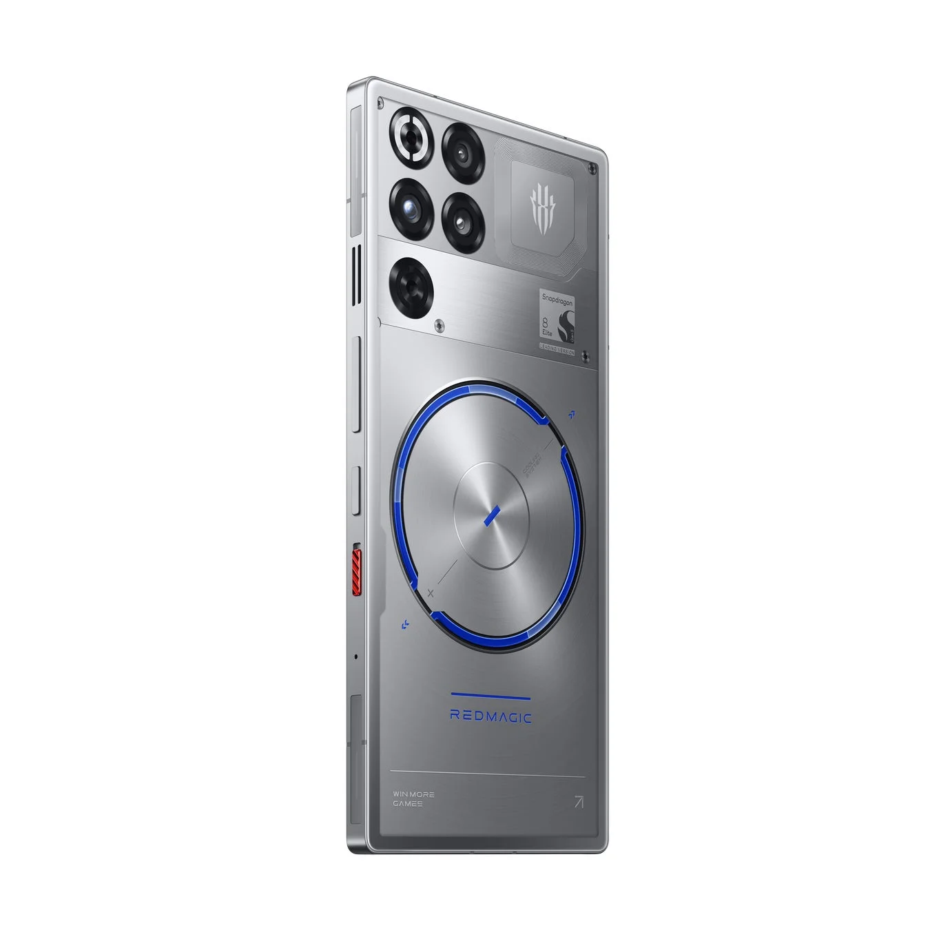 シルバーのRedMagicゲーミングスマートフォンの背面を映した画像です。複数のカメラと青いアクセントが施された円形デザインが特徴で、「Snapdragon」や「WIN MORE GAMES」の文字が見えます。