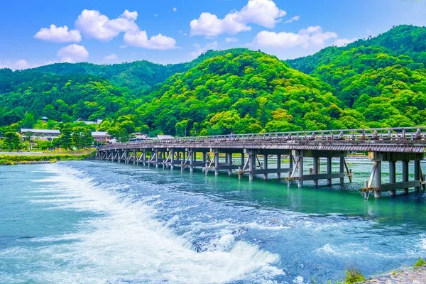 京都嵐山の渡月橋