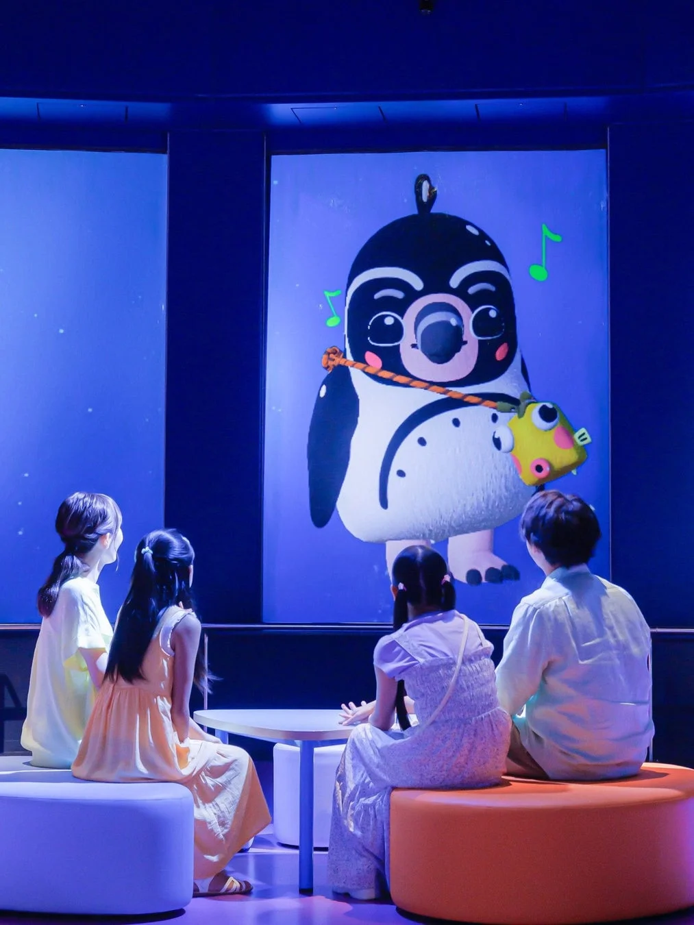 歌うペンギンのキャラクター
