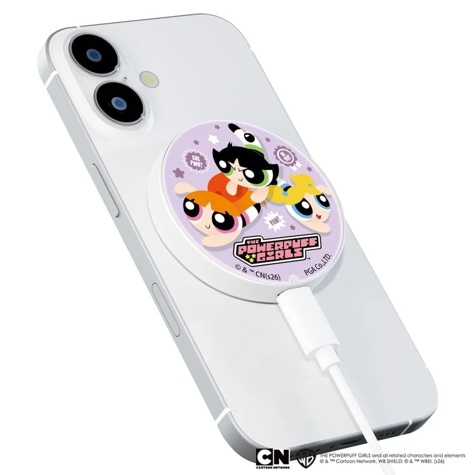 iPhoneに装着された充電器
