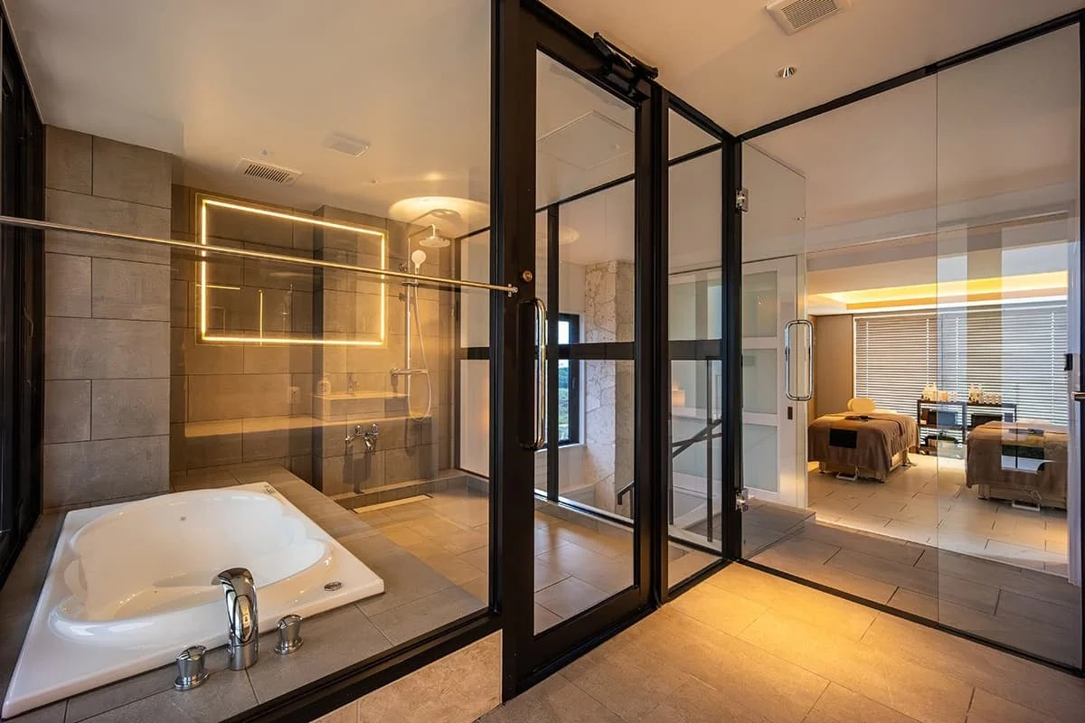 Beauty & Spa chaleur+ Okinawa トリートメントルーム