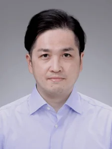 中村隆太氏