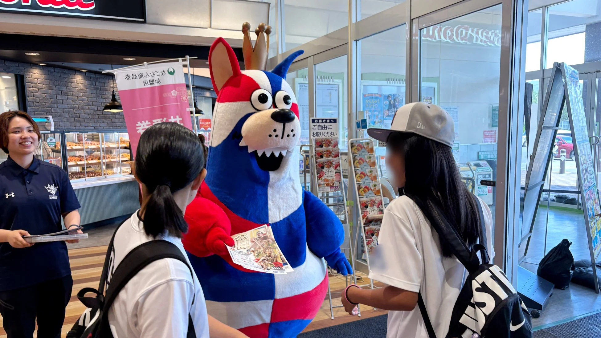 イオン名護店でのPR活動